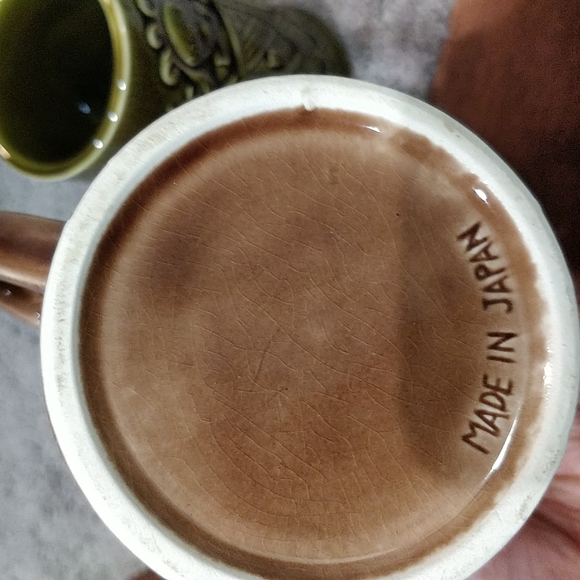 Mugs - Picture 2 of 3